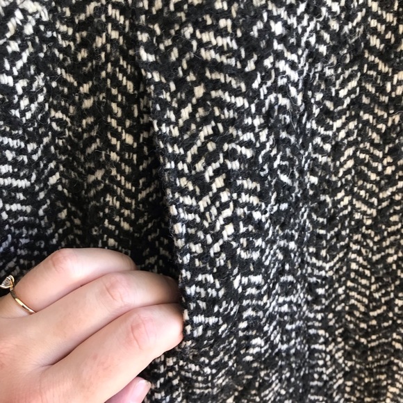 Black and White Fall/Winter Coat - Picture 5 of 7